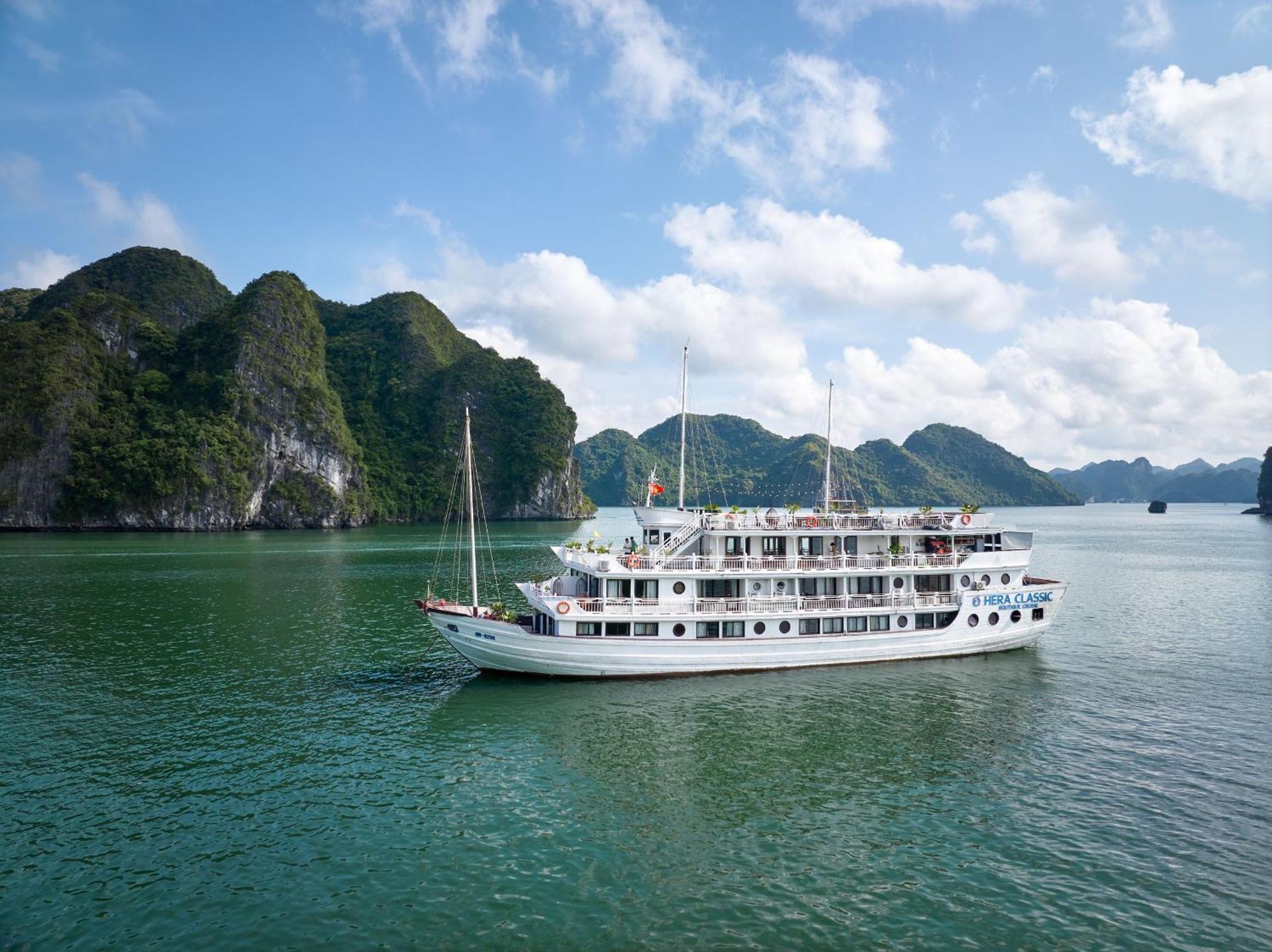 Hera Boutique Cruise Ha Long Bay ภายนอก รูปภาพ