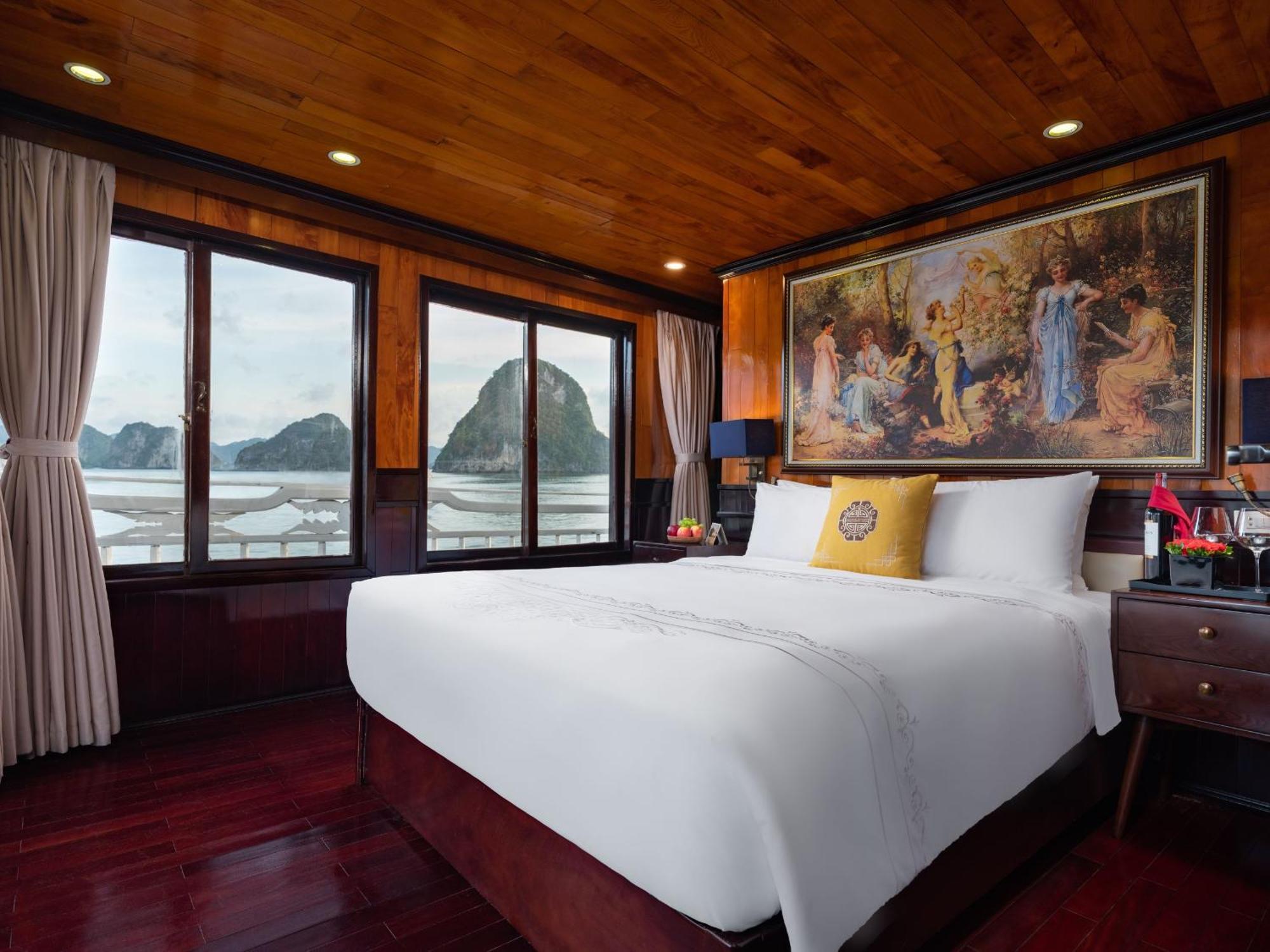 Hera Boutique Cruise Ha Long Bay ภายนอก รูปภาพ
